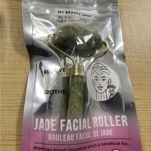 Jade Facial Roller